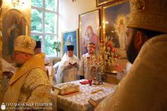 Архиепископ Артемий совершил литургию в храме Святителя Николая города Волковыска