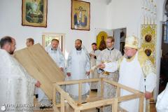 Архиепископ Артемий освятил престол и совершил литургию в храме Собора Белорусских Святых деревни Верейки