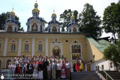 Паломники Зельвенского прихода посетили Псково-Печерский монастырь