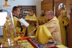 Владыка Артемий совершил литургию и хиротонию в домовой церкви Архиерейского Подворья