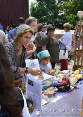 Благотворительная ярмарка в поддержку Захара Лукьянчикова