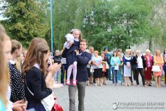 Благочинный Зельвенского округа принял участие в торжественных линейках в поселке Зельва