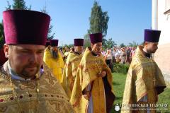 Архиепископ Артемий совершил литургию в храме деревни Индура