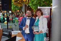 Директор Гродненского благотворительного общества поздравила с днем рождения торговый центр «OldCity»