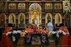 Владыка Артемий  совершил литургию и диаконскую хиротонию в Покровском соборе 