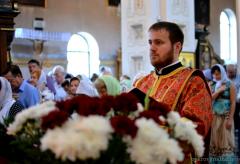 Владыка Артемий  совершил литургию и диаконскую хиротонию в Покровском соборе 