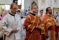 Владыка Артемий  совершил литургию и диаконскую хиротонию в Покровском соборе 