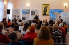 В клубе православного общения состоялась беседа на тему "Библия как фундамент предания Церкви и благочестия христиан"