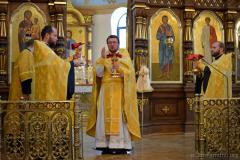 Архиепископ Артемий возглавил воскресную Божественную литургию в Покровском соборе