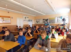 Священник принял участие в молодежном форуме «Сохрани себя для жизни»