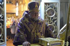 В день праздника Воздвижения Креста Господня архиепископ Артемий совершил литургию в храме города Свислочь