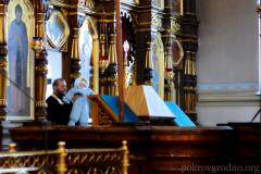 Архиепископ Артемий совершил Божественную литургию в Покровском соборе