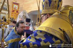 Архиепископ Артемий совершил литургию в храме в честь Казанской иконы Божией Матери деревни Поречье