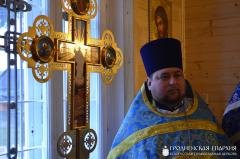 Архиепископ Артемий совершил литургию в храме в честь Казанской иконы Божией Матери деревни Поречье