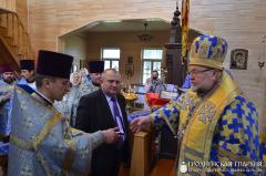 Архиепископ Артемий совершил литургию в храме в честь Казанской иконы Божией Матери деревни Поречье