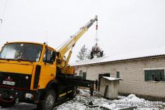 В агрогородке Каролин установили купол с крестом на здание часовни