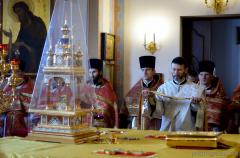 Архиепископ Артемий совершил в Покровском соборе Божественную литургию и иерейскую хиротонию