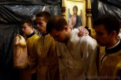 Архиепископ Артемий совершил в Покровском соборе литургию и диаконскую хиротонию