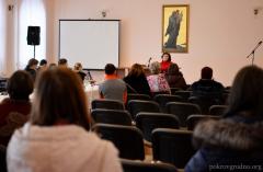 В Родительском клубе Покровского собора состоялась встреча не тему "Взаимоотношения в системе родитель-ребенок"