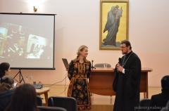 В Клубе православного общения режиссер Галина Адамович представила фильм "Два Андрея"