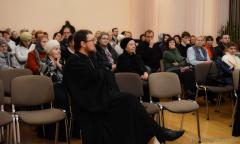 В Клубе православного общения режиссер Галина Адамович представила фильм "Два Андрея"