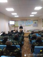 Беседа с военнослужащими Волковысского батальона и акция "Благовест" в Волковысском РОВД