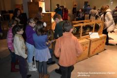 Дети-сироты из Понемуньского детского дома посетили уникальную интерактивную выставку «Очевидное и невероятное: оптические эффекты» 