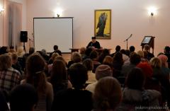 Архиепископ Артемий встретился со слушателями катехизаторских курсов при Покровском соборе