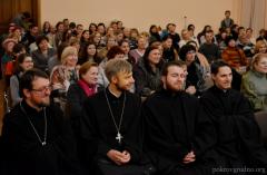 Архиепископ Артемий встретился со слушателями катехизаторских курсов при Покровском соборе