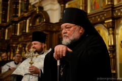 Архиепископ Артемий совершил праздничную вечерню в кафедральном соборе Гродно