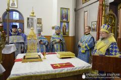 В день попразднства Рождества Христова архиепископ Артемий совершил литургию в кафедральном соборе Волковыска