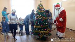 Братчики города Скидель поздравили с Рождеством Христовым подопечных центра коррекции и развития ребенка
