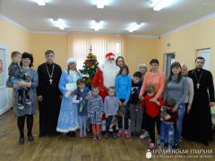 Братчики города Скидель поздравили с Рождеством Христовым подопечных центра коррекции и развития ребенка