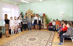 Воспитанники воскресной школы и священники щучинских храмов посетили социальный приют в деревне Лещанка