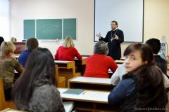 Настоятель Покровского собора провел лекцию для учителей, ведущих факультатив «Основы православной культуры»