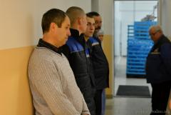 Накануне Крещения священник Покровского собора совершил чин великого освящения воды в цеху розлива минеральной воды в д. Поречье