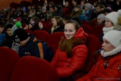 Клирик Покровского собора провел беседу со школьниками в кинотеатре "Космос"