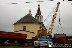 На приходе Святой Троицы поселка Зельва организовали сладкий стол в честь открытия нового здания воскресной школы