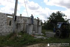 На приходе Святой Троицы поселка Зельва организовали сладкий стол в честь открытия нового здания воскресной школы