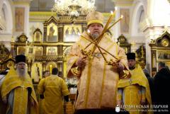 Архиепископ Артемий совершил литургию в кафедральном соборе Гродно