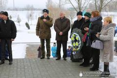 Священник принял участие в митинге в поселке Зельва