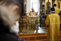 В день памяти Собора новомучеников и исповедников архиепископ Артемий совершил литургию в Покровском соборе
