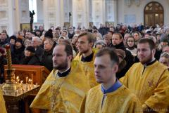 В день памяти Собора новомучеников и исповедников архиепископ Артемий совершил литургию в Покровском соборе
