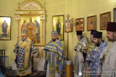 Архиепископ Артемий совершил литургию в храме вмч. Георгия поселка Красносельск