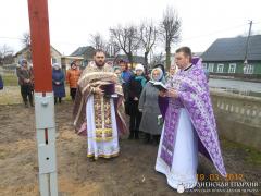 Освящение поклонного креста у храма святой Евфросинии Полоцкой поселка Радунь