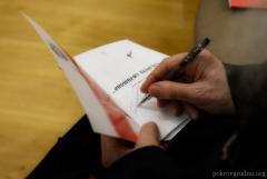 У Сусветны дзень паэзіі святар і моладзевае брацтва Пакроўскага сабора зладзілі прэзентацыю і вечарыну паэтычнага зборніка