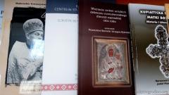 Настоятель Покровского собора представил прихожанам новинки приходской библиотеки