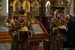 В Неделю Торжества Православия архиепископ Артемий совершил литургию в кафедральном соборе города Гродно