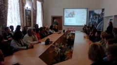 У Сусветны дзень паэзіі святар і моладзевае брацтва Пакроўскага сабора зладзілі прэзентацыю і вечарыну паэтычнага зборніка