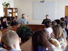 В Обуховской средней школе прошла встреча с руководителем молодежного отдела Гродненской епархии